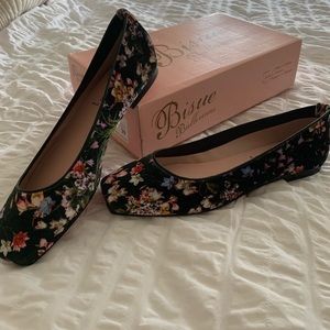Floral  printed velvet ballet flats